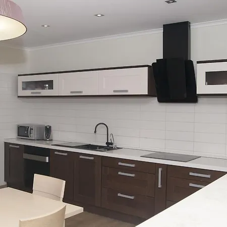 New Arcadia Apartment *