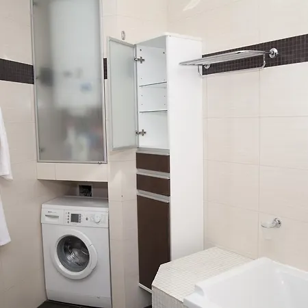 New Arcadia Apartment